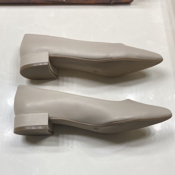 LULU’s Alessia Bone Low Pointed-Toe Heels - Picture 5 of 7